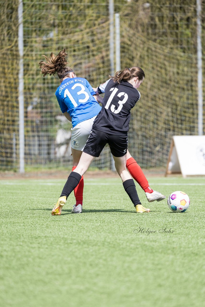 Bild 278 - wBJ SH-Pokalfinale  Holstein-Kiel - SV Viktoria : Ergebnis: 1:0